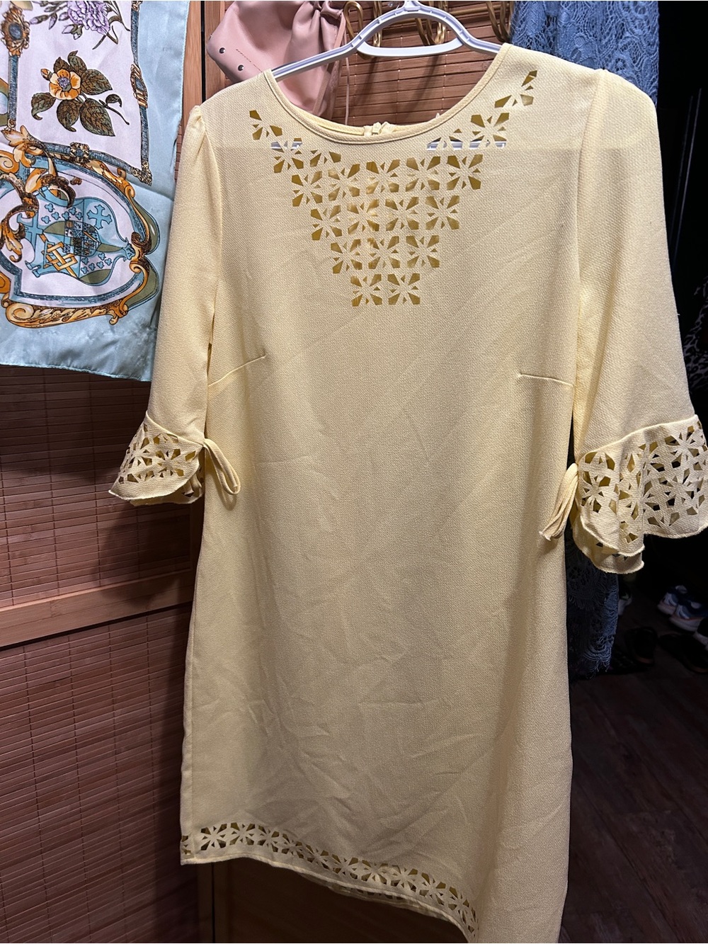 Aryeh Pale Yellow shift Dress medium